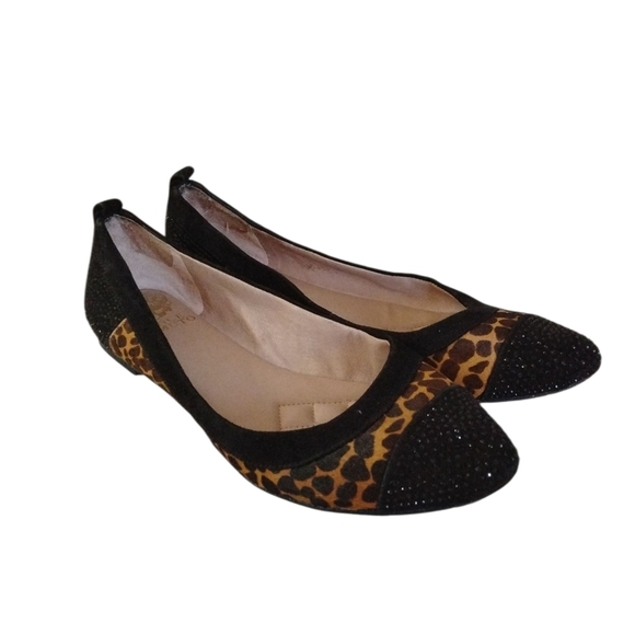 Vince Camuto Leopard Calf Hair Studded Flats Size 7.5 - Picture 10 of 10
